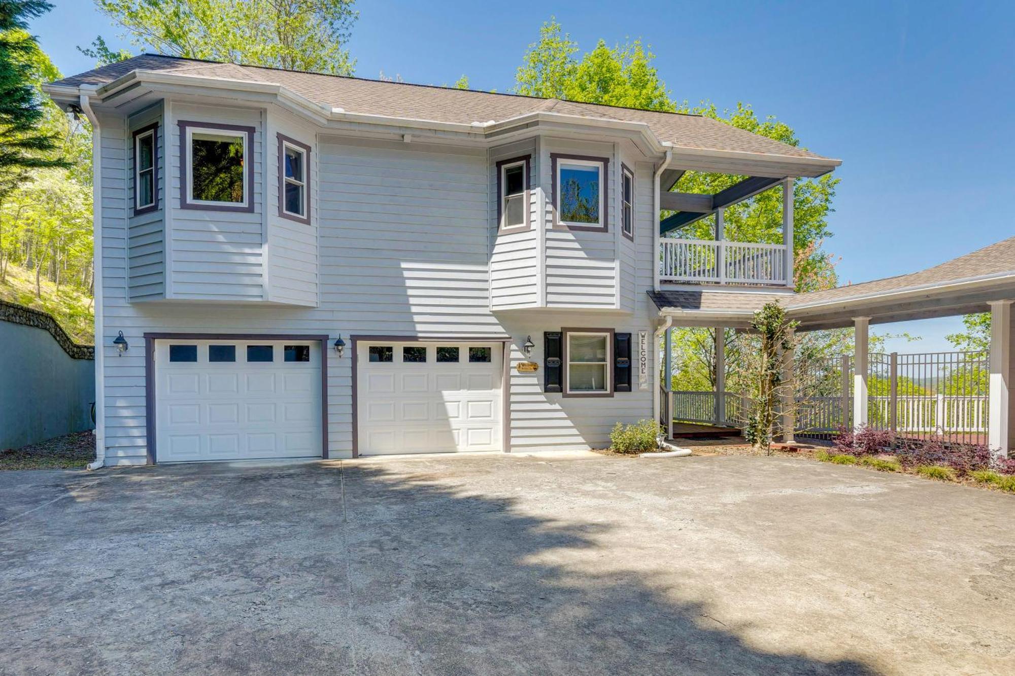 Lake-View Condo With Covered Deck In Hiawassee! المظهر الخارجي الصورة
