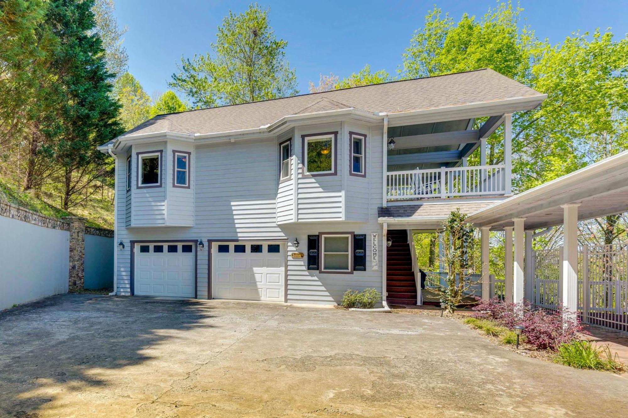 Lake-View Condo With Covered Deck In Hiawassee! المظهر الخارجي الصورة